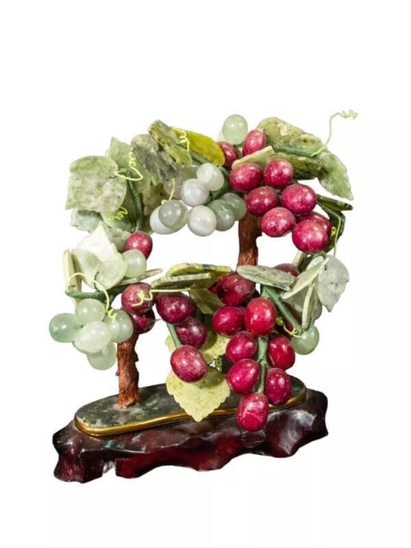 Chinese Jade Grape Statue